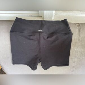 ALO Yoga Women's Sleek Black Athletic Shorts